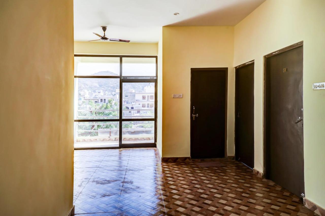Oyo 67335 Hotel Madhuban Ατζμέρ Εξωτερικό φωτογραφία