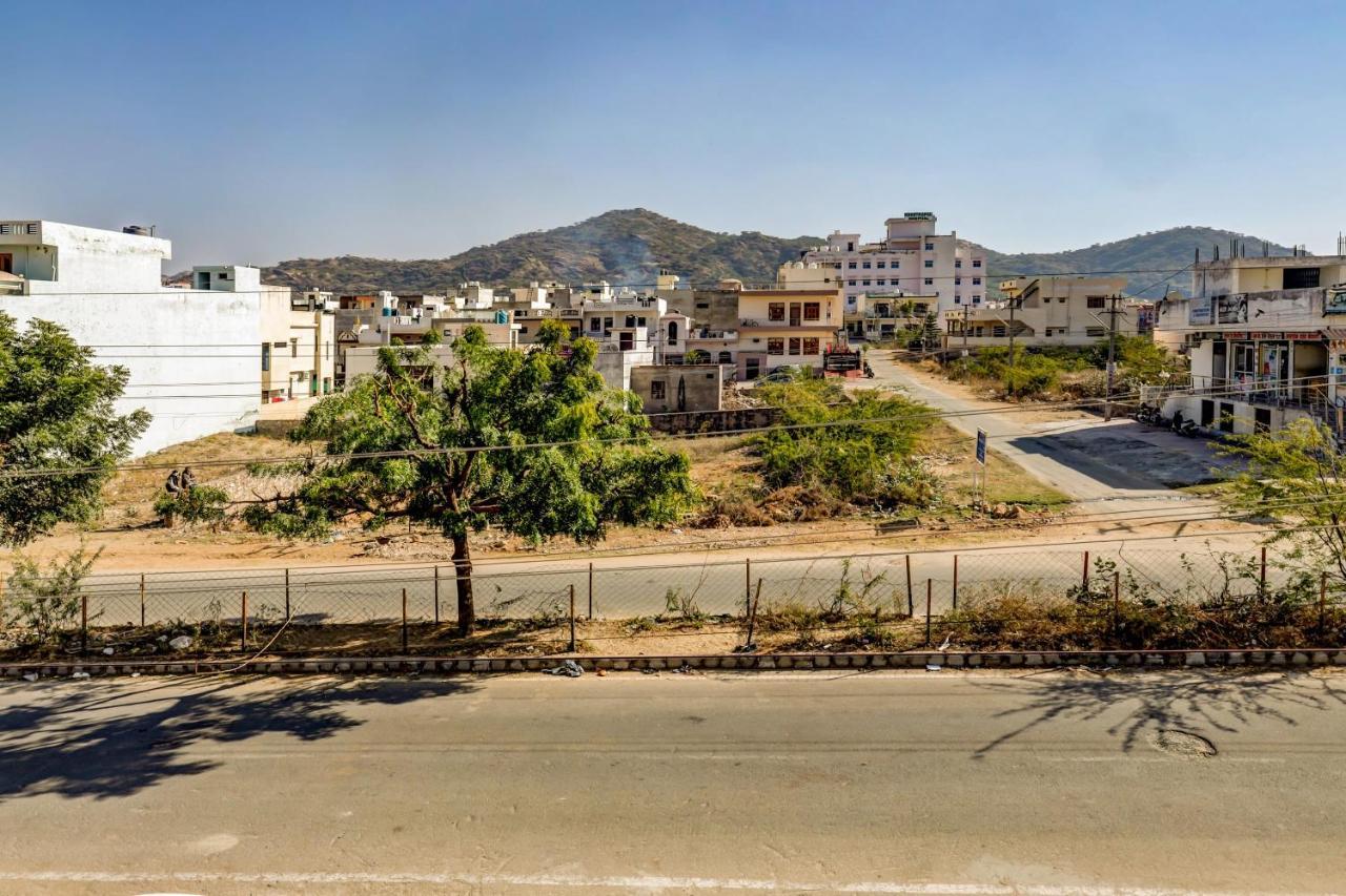 Oyo 67335 Hotel Madhuban Ατζμέρ Εξωτερικό φωτογραφία